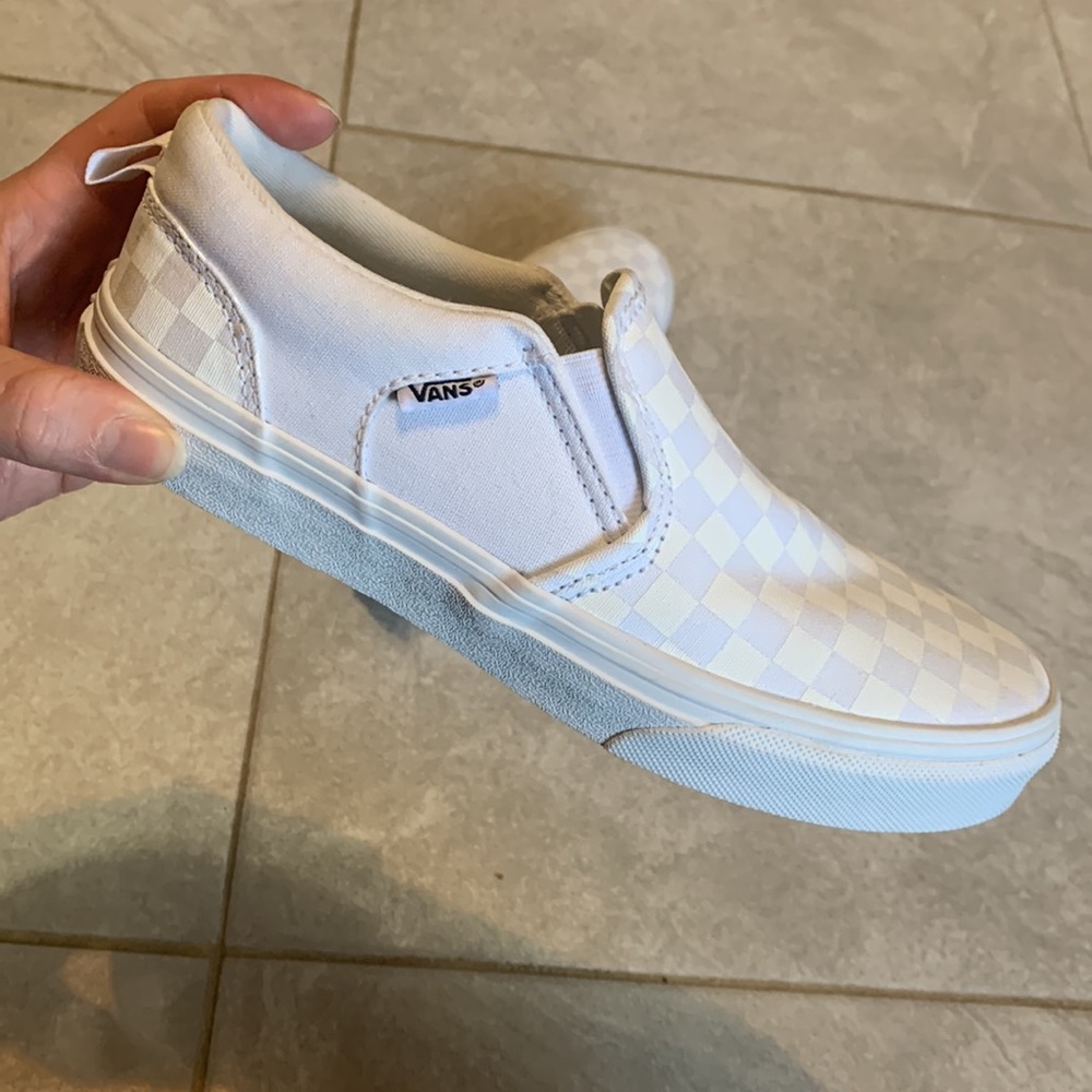 Girl’s White Vans LIKE NEW - Picture 7 of 10